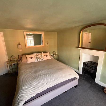 Sweet & Cosy 10 Bridewell Cottage With Parking Available Upon Request Bury St. Edmunds Ngoại thất bức ảnh