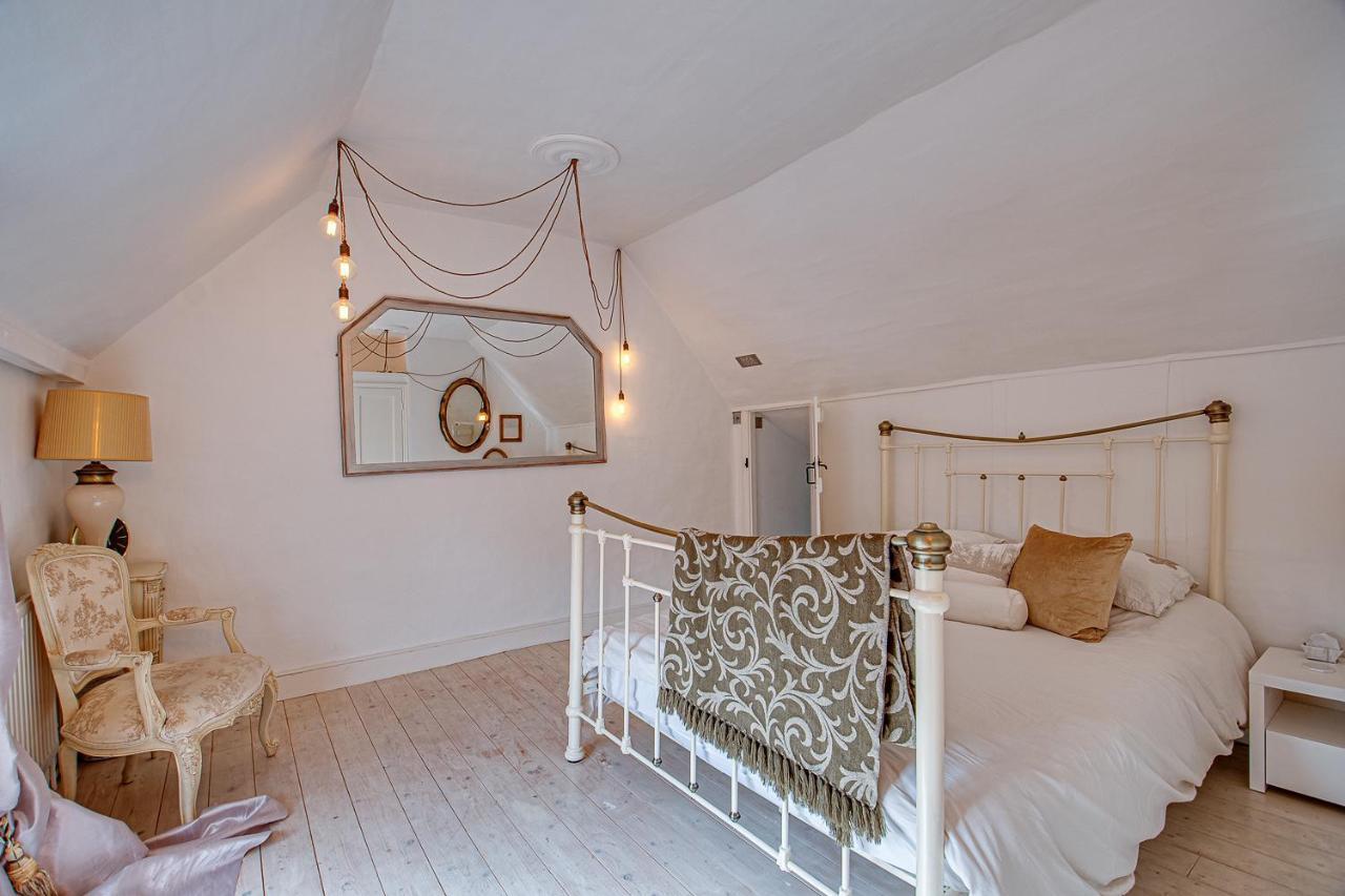 Sweet & Cosy 10 Bridewell Cottage With Parking Available Upon Request Bury St. Edmunds Ngoại thất bức ảnh